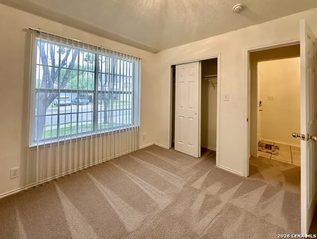 3304 Whisper Blf Schertz, TX 78108