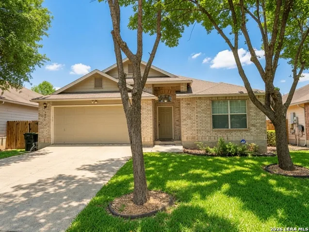 3304 Whisper Blf Schertz, TX 78108