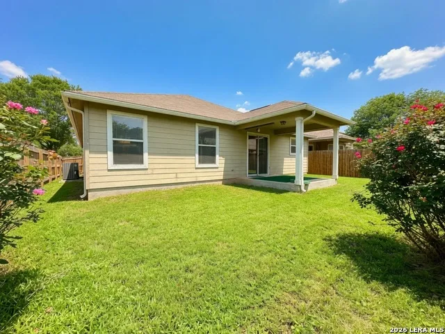 3304 Whisper Blf Schertz, TX 78108