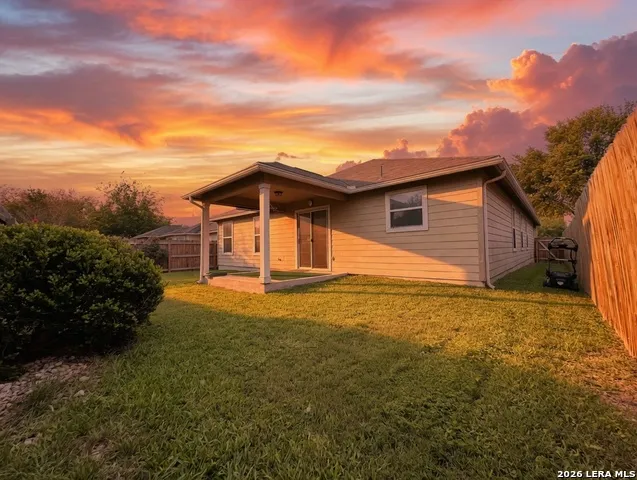 3304 Whisper Blf Schertz, TX 78108