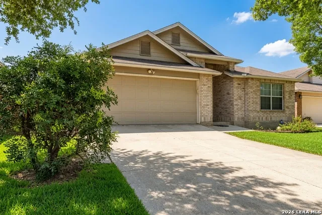 3304 Whisper Blf Schertz, TX 78108