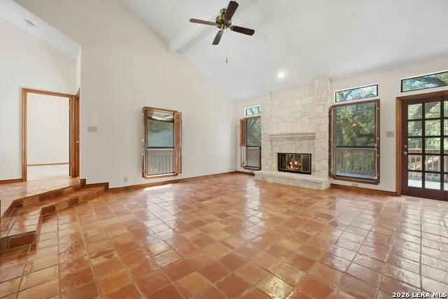 16719 SPRINGHILL DR San Antonio, TX 78232
