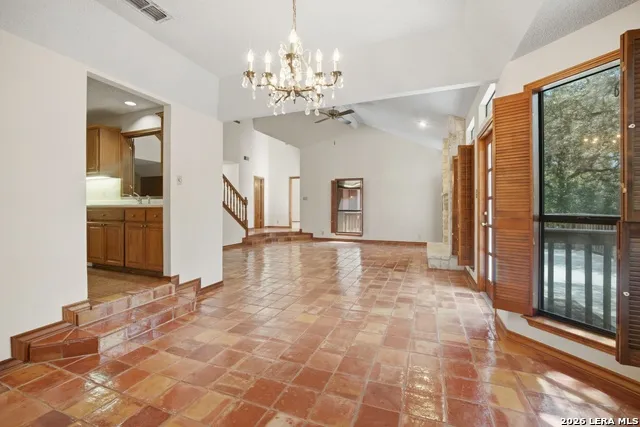 16719 SPRINGHILL DR San Antonio, TX 78232