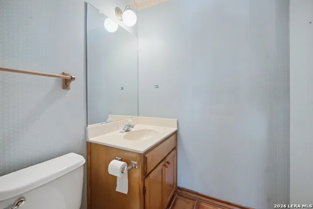 16719 SPRINGHILL DR San Antonio, TX 78232