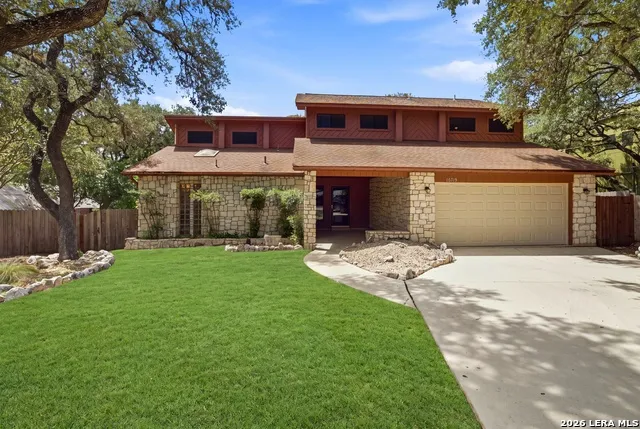 16719 SPRINGHILL DR San Antonio, TX 78232