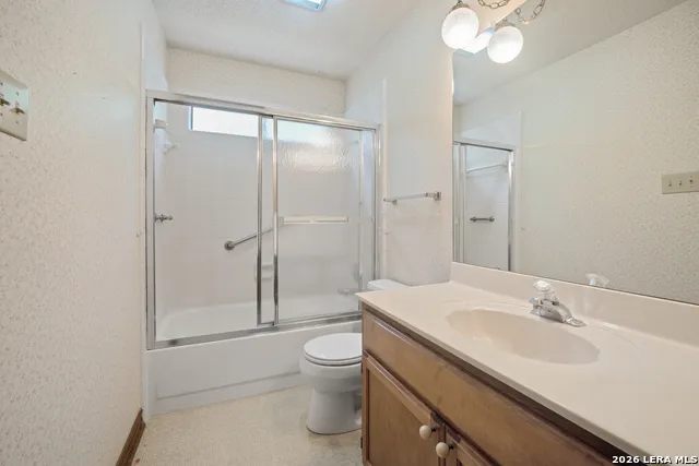 16719 SPRINGHILL DR San Antonio, TX 78232