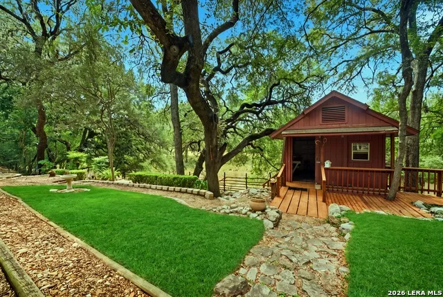 16719 SPRINGHILL DR San Antonio, TX 78232