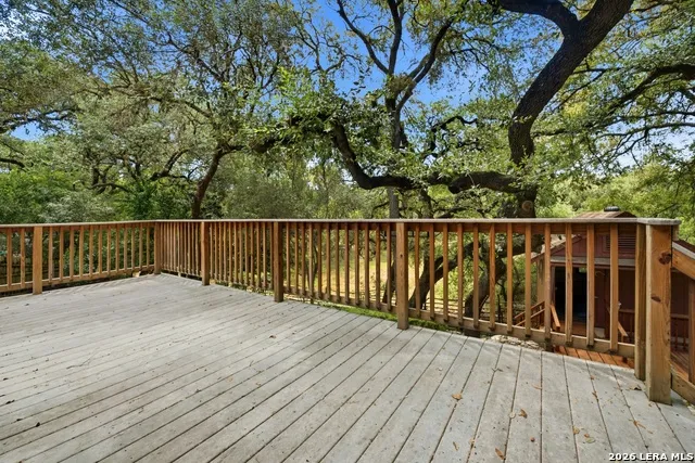 16719 SPRINGHILL DR San Antonio, TX 78232