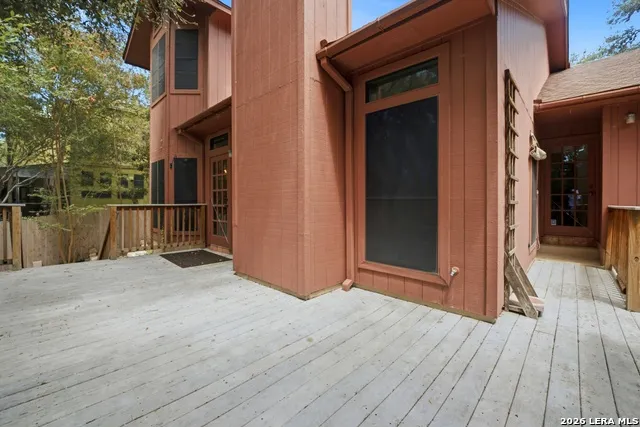 16719 SPRINGHILL DR San Antonio, TX 78232