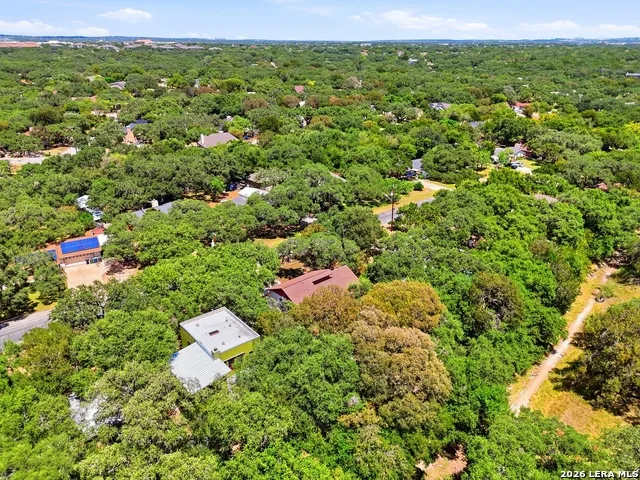 16719 SPRINGHILL DR San Antonio, TX 78232