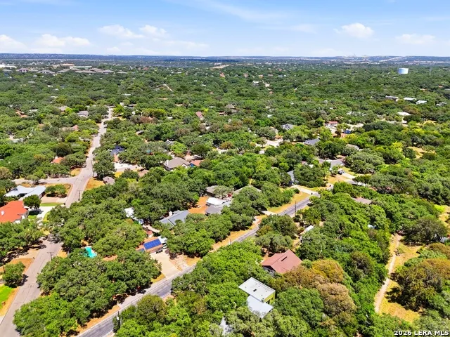 16719 SPRINGHILL DR San Antonio, TX 78232