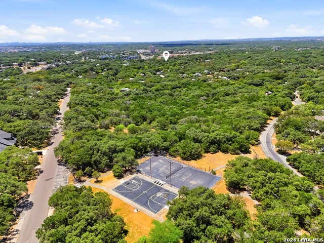 16719 SPRINGHILL DR San Antonio, TX 78232