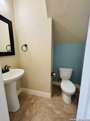 329 Derby Dr Boerne, TX 78006