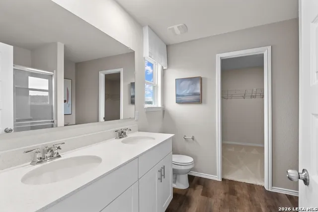817 RUSTIC GRV Boerne, TX 78006