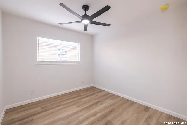 331 SHIN OAK DR Live Oak, TX 78233