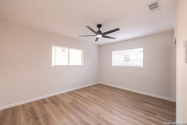 331 SHIN OAK DR Live Oak, TX 78233
