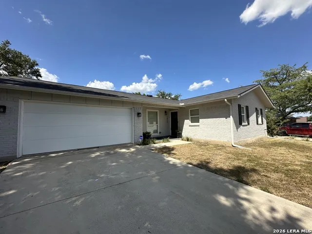 1023 MOREY PEAK DR San Antonio, TX 78213