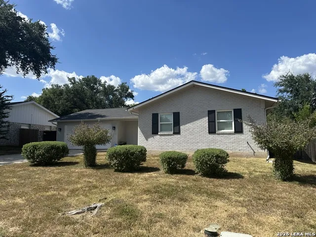 1023 MOREY PEAK DR San Antonio, TX 78213