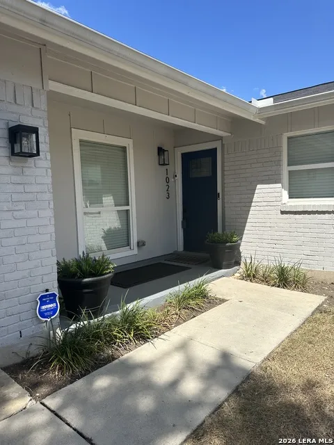1023 MOREY PEAK DR San Antonio, TX 78213