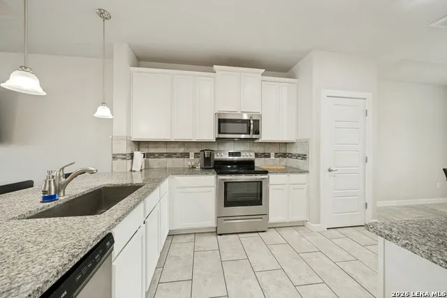 3511 HORIZON LK San Antonio, TX 78222