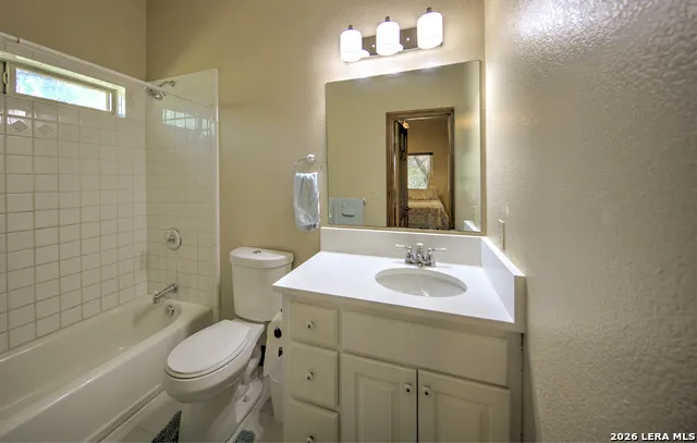 224 ROLLING VIEW DR Boerne, TX 78006