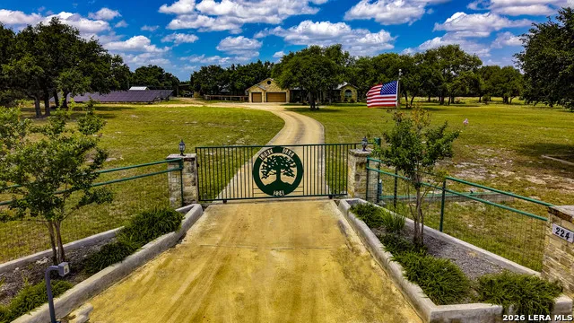 224 ROLLING VIEW DR Boerne, TX 78006