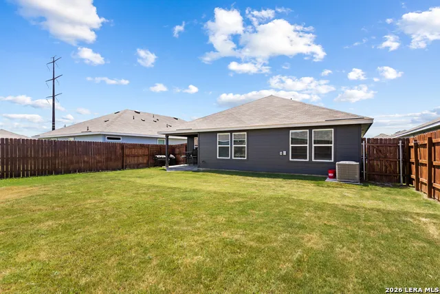 1004 VILLAGE RUN Seguin, TX 78155