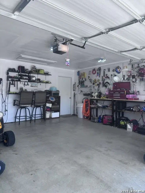 1004 VILLAGE RUN Seguin, TX 78155