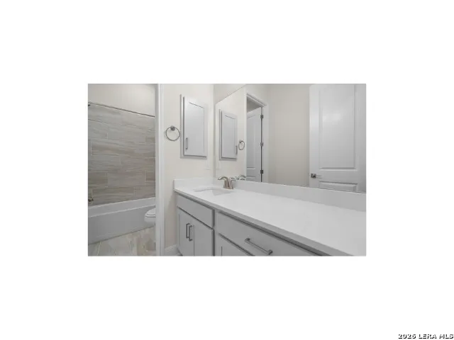 160 Rosanna Ridge Universal City, TX 78148