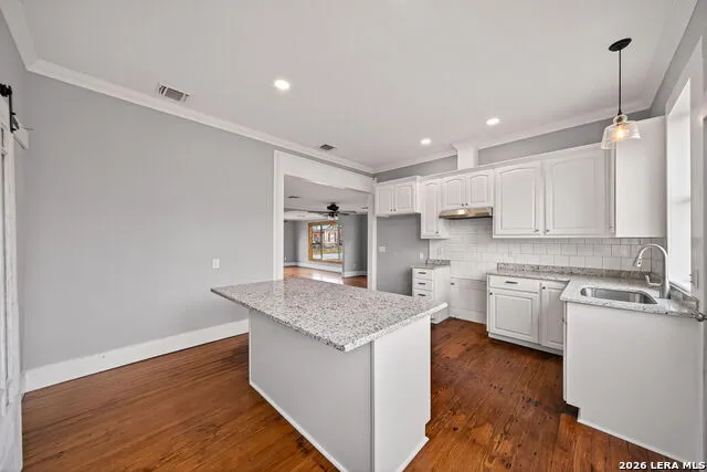 1612 SAINT PETER ST Gonzales, TX 78629