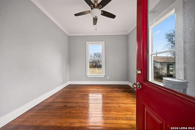 1612 SAINT PETER ST Gonzales, TX 78629
