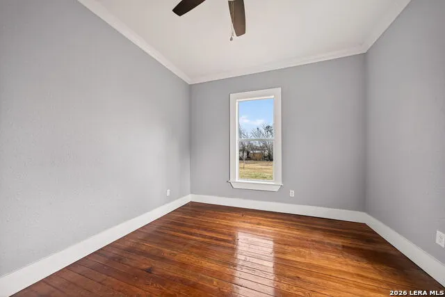 1612 SAINT PETER ST Gonzales, TX 78629