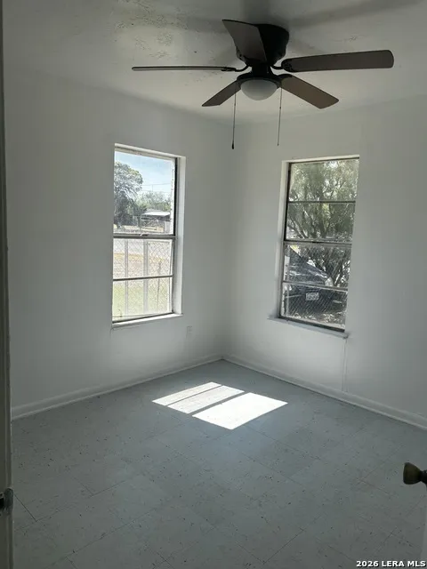 1449 Juanita Dr Eagle Pass, TX 78852