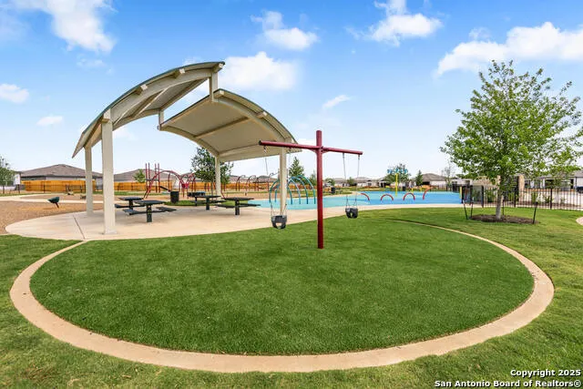 16016 Stratford Cove Lytle, TX 78052