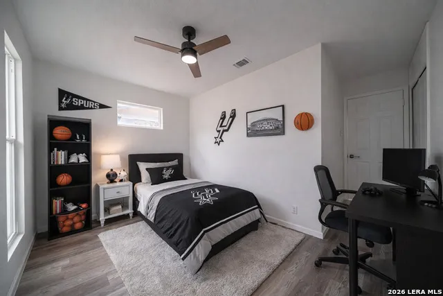7022 Brownleaf San Antonio, TX 78227
