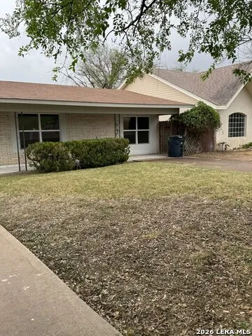 956 Guadalajara Eagle Pass, TX 78852