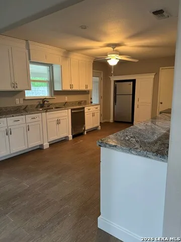 956 Guadalajara Eagle Pass, TX 78852