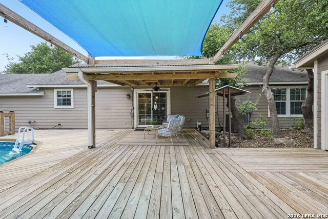 141 ARNOLD DR Canyon Lake, TX 78133
