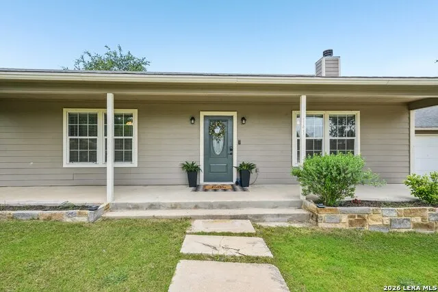 141 ARNOLD DR Canyon Lake, TX 78133