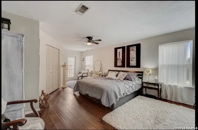 1251 Stagecoach Canyon Lake, TX 78133