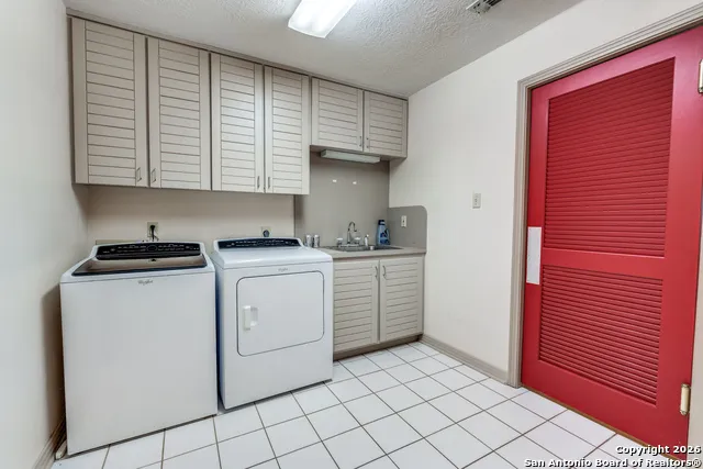 7801 Timber Top Fair Oaks Ranch, TX 78015