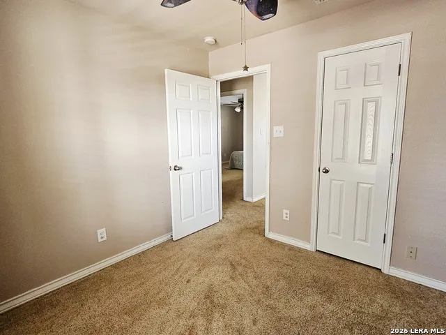 5615 fm 462 Moore, TX 78057