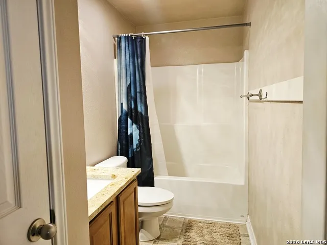 5615 fm 462 Moore, TX 78057