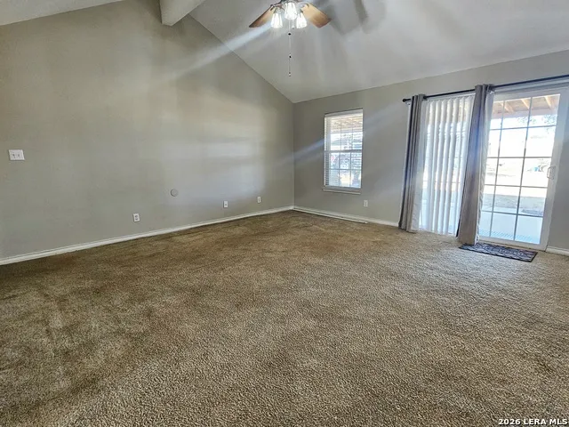 5615 fm 462 Moore, TX 78057