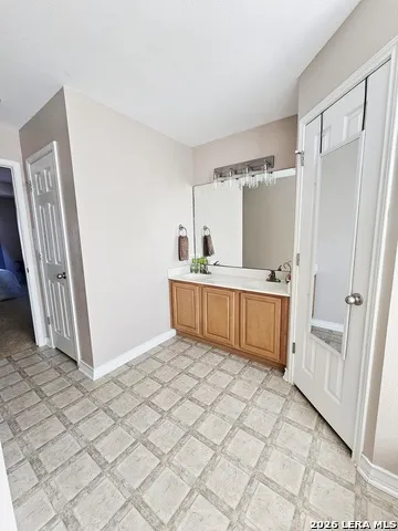 5615 fm 462 Moore, TX 78057