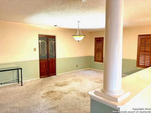 7501 Avery Live Oak, TX 78233
