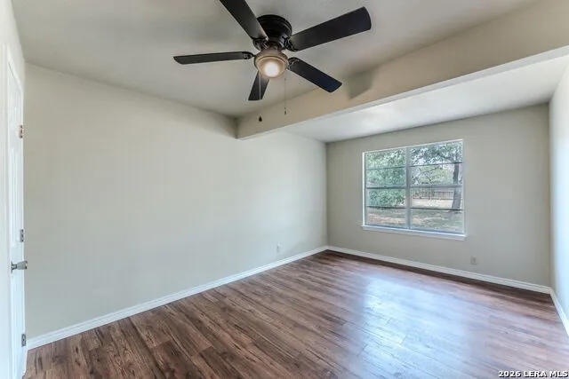 146 SYLVESTER ST Poth, TX 78147