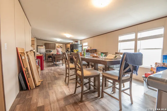 213 Oak View La Vernia, TX 78121