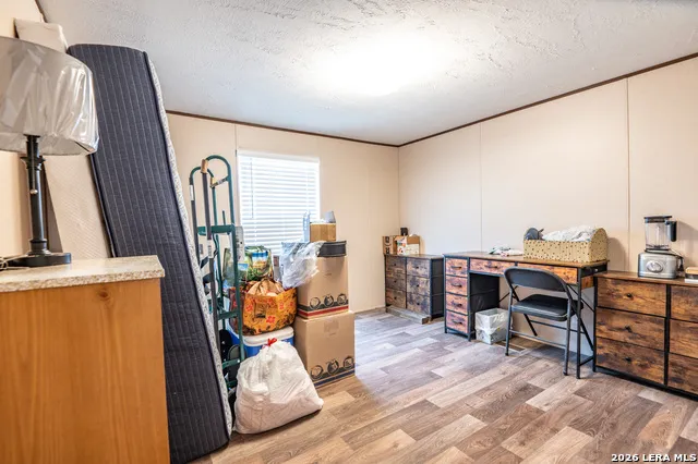 213 Oak View La Vernia, TX 78121