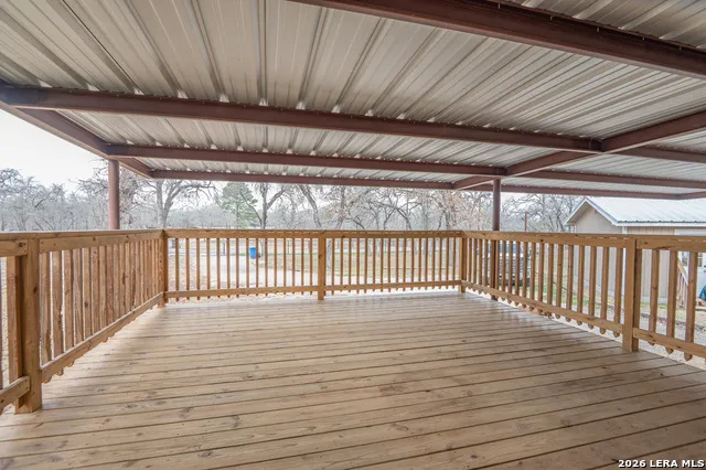 213 Oak View La Vernia, TX 78121